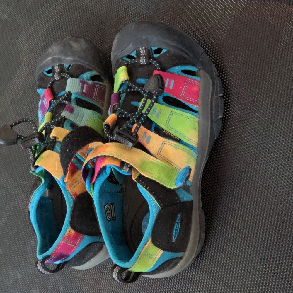 Keen kids Newport sandals size 1